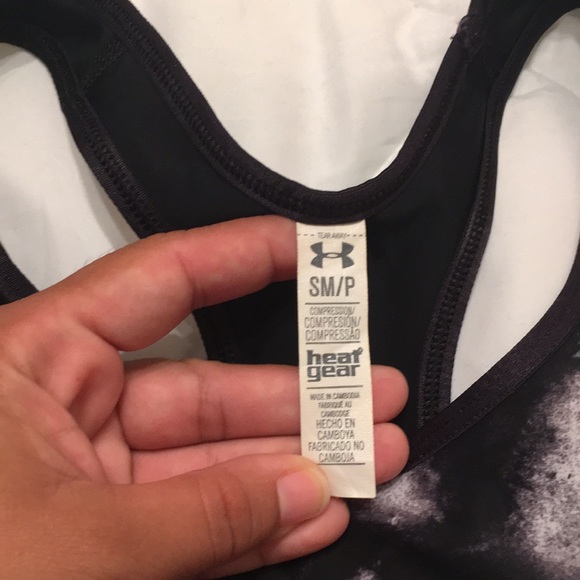 Under Armor Sports Bra (Bin D) - Picture 3 of 4